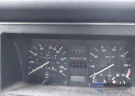 1983 Volkswagen Rabbit Deluxe из США, поврежденный, VIN WVWCA0159DK010136